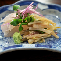 なる屋 - 鯛の昆布締めとはまぼうふう。