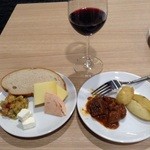 SATS Premier Lounge T1 - 