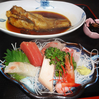 Deep sea boiled fish set meal…1,760 yen