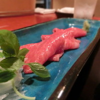 にくの匠 三芳 - サーロインの刺身
