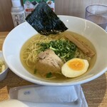 麺Lab千賀商店 - 料理写真:塩そば