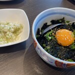 焼肉冷麺やまなか家 - 旨ねぎと韓国のりライス（小）