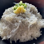 田子の浦港 漁協食堂 - 
