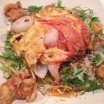 産食 お肉＆菜園料理 カムラッド - 具材たっぷりチャーハンランチ　唐揚げ付　１３００円