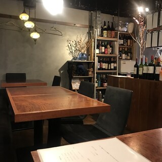 PASTERIA EKISS_2