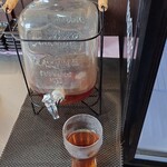 濃厚豚骨ラーメン 一滴 - 黒烏龍茶セルフ