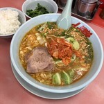ラーメン山岡家 - 料理写真:旨辛スタミナラーメン(背脂変更・ホウレンソウ別添え)&半ライス