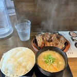 豚屋えつぼ - トンテキ定食｡
