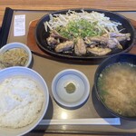 やよい軒 - 料理写真: