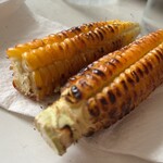 及川農園 - 家で焼いた8列とうきび(今風ではないもっちり感)