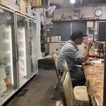 畑岡食堂 - 店内