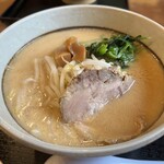 味噌ラーメン はちべえ - 料理写真:
