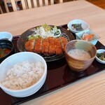 自然薯料理 和食 華花 港南陽店