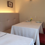 シェムラブルリス - 清潔感のある店内