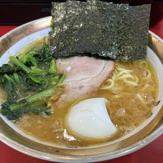 ラーメン 杉田家_0
