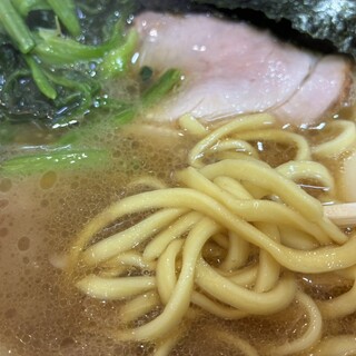 ラーメン 杉田家_1