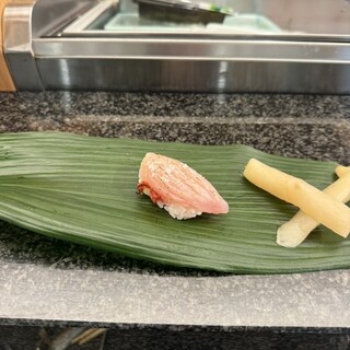すし辰の立ち食い_1