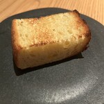 ラ・ボンヌターブル - 