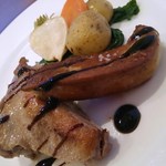 ナチュラルガーデン - 鴨もも肉のコンフィとフォワグラソテー、グリル野菜