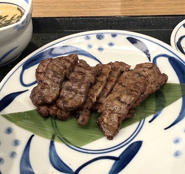 Negishi Yuurakuchou ten - Yurakucho/Gyutan (Beef tongue) | Tabelog