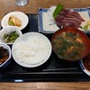 鶴亀食堂 - 刺身定食1300円