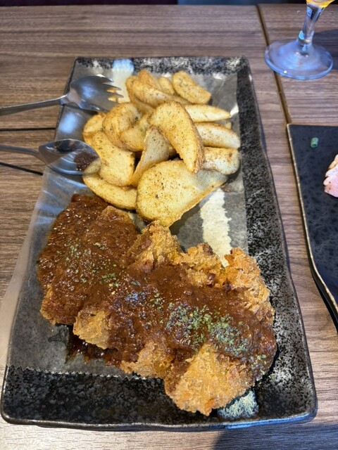 by 1f33d5 : 溶岩焼きグリルと世界のワイン 肉助 上大岡店 - 上大岡/肉