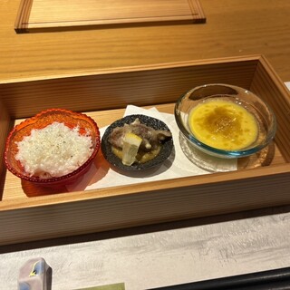 じどりや 穏座