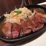 大淀河畔 みやちく - H27.5
      鉄皿ステーキランチ