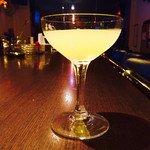 ソバーズ - レットライオン
      ジン.コアントロー.オレンジ.レモン
      
      
      