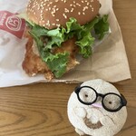 ドムドムハンバーガー - 料理写真:ジンジャーチキンバーガーレモンタルタル仕立て。