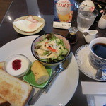 カフェ サクラ - トーストモーニングセット。税込み４３０円。