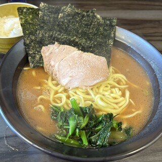 横浜家系らーめん 武術家_1