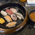 廻鮮すし　玄海丸 - 料理写真:◆日替りランチ 640円