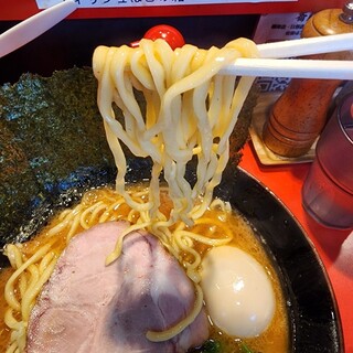 横浜ラーメン 斎藤家_1