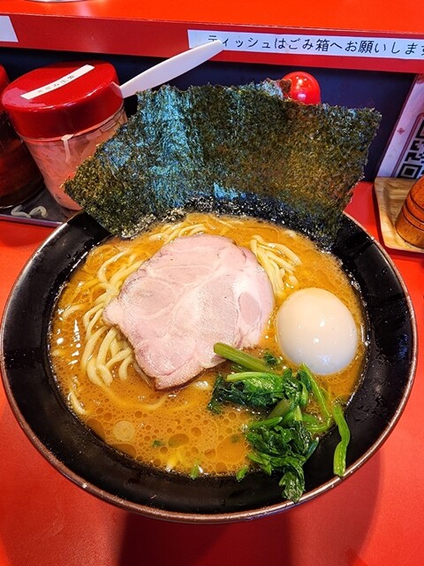 横浜ラーメン 斎藤家 根岸店 - 根岸/ラーメン | 食べログ