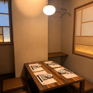 落ち着いた雰囲気の店内◆ご宴会から少人数利用まで対応◎