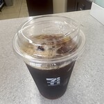 セブンイレブン - ドリンク写真:アイスコーヒー(L)232円+税!
