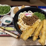 資さんうどん - 料理写真: