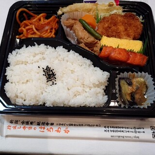 弁当のはちわか_0