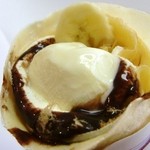 クレープ ボンボン - 定番バナナチョコ￥300 (アイス入り￥390)