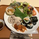 jikka Asian Home Kitchen & Cafe - 