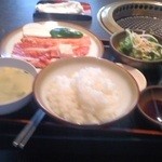 長春 - ランチのカルビ定食