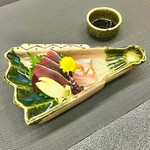 本郷 - 戻り鰹など活け魚盛り合わせ