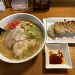 敦賀ラーメン　敦はち - 