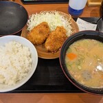 かつや - 料理写真:とん汁定食（ヒレカツ）