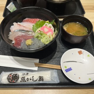 沼津魚がし丼_0