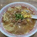 小籠包の王様 華星 - 料理写真:味噌ワンタン麺