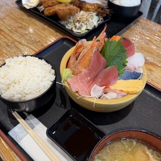 タカマル鮮魚店_1