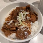 名驛式担々麺 しゃち福 - 