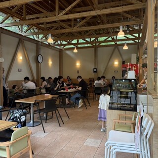 富良野チーズ工房 ピッツァ工房_2